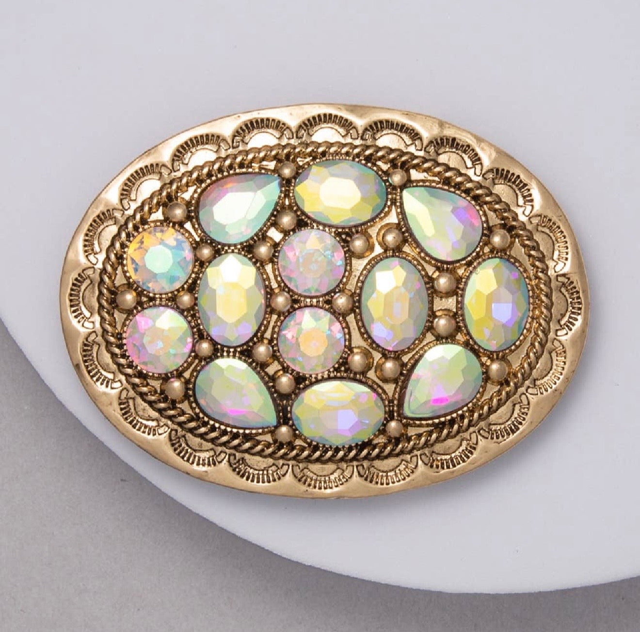 Western Embellished Scalloped
Edge Belt Buckle: Bronze  or Silver ToneTipi