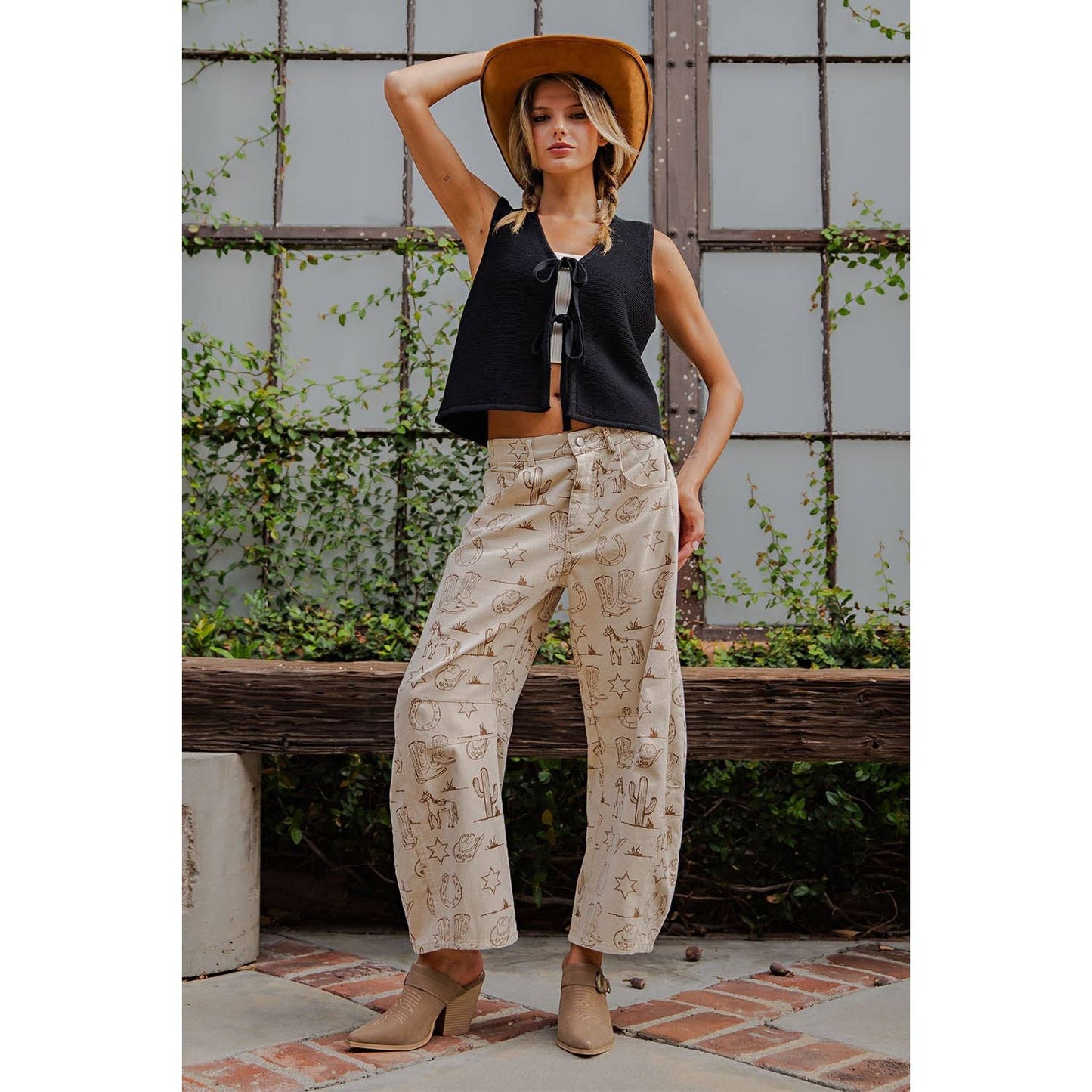 NEW Mineral Washed Western Barrel Leg Jeans: ALMOND LATTE / S