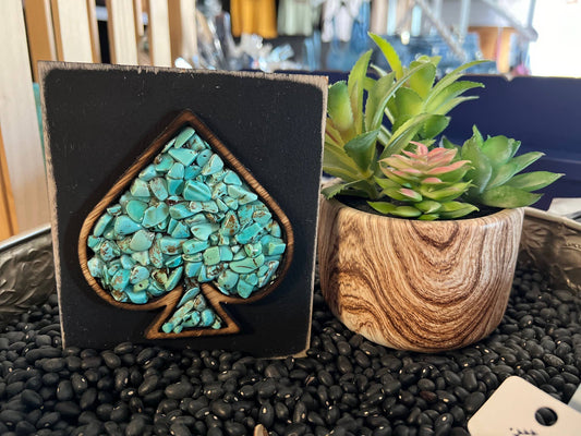 Turquoise Spade Shelf Sitter: Black