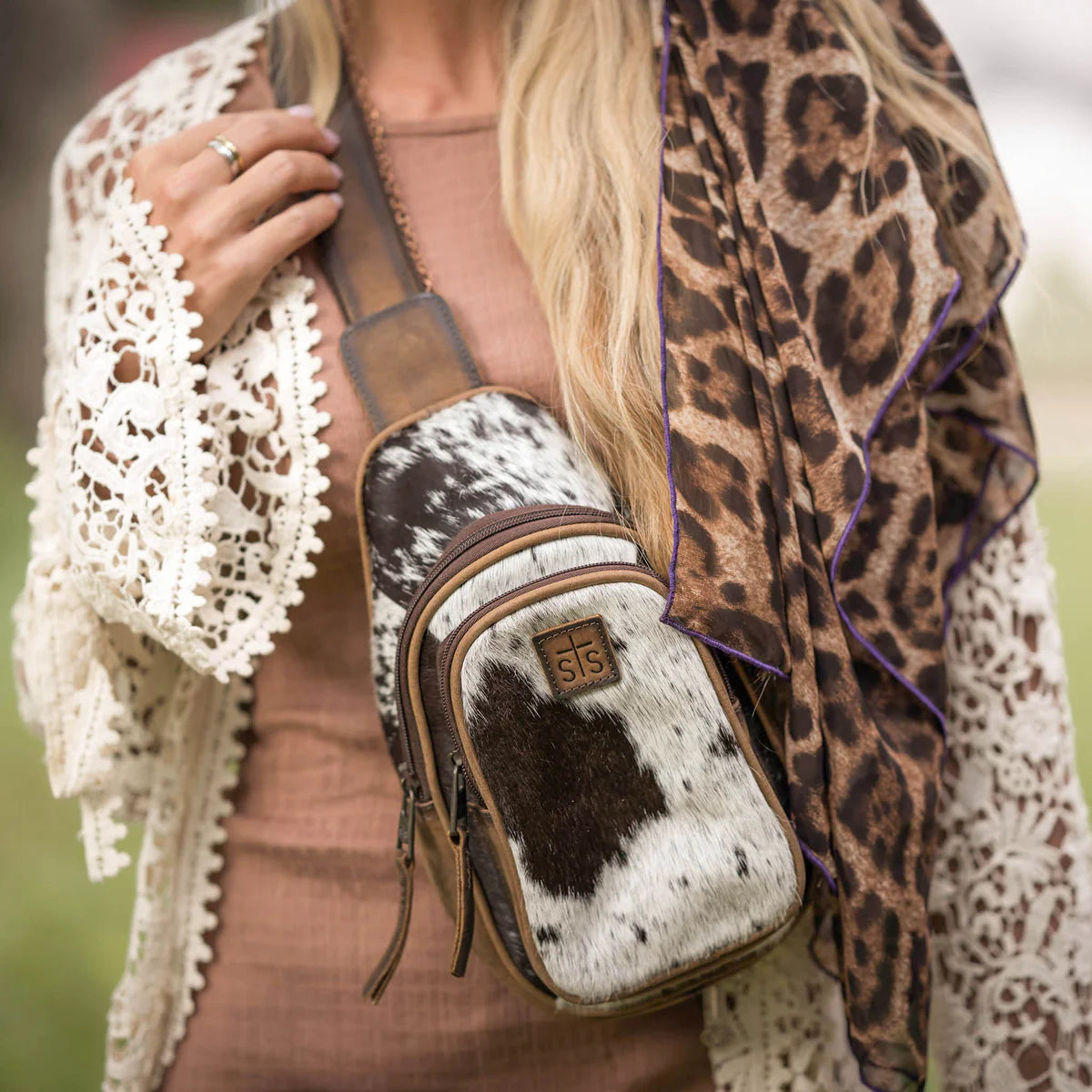Cowhide Sojourner Sling Crossbody STS Ranchwear 34252