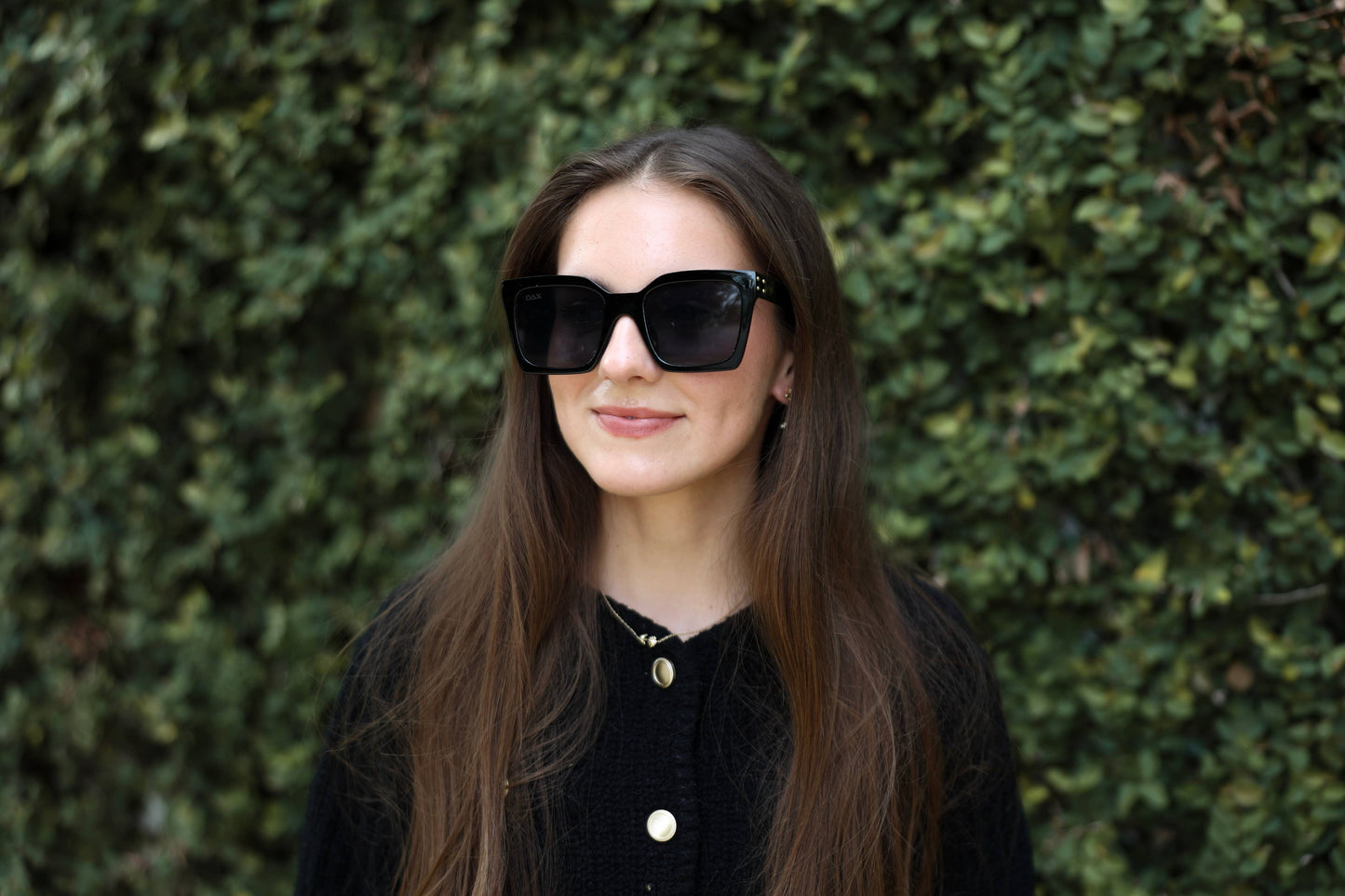 Wylie - Women's Oversized Square Sunglasses: Black Tx Dax