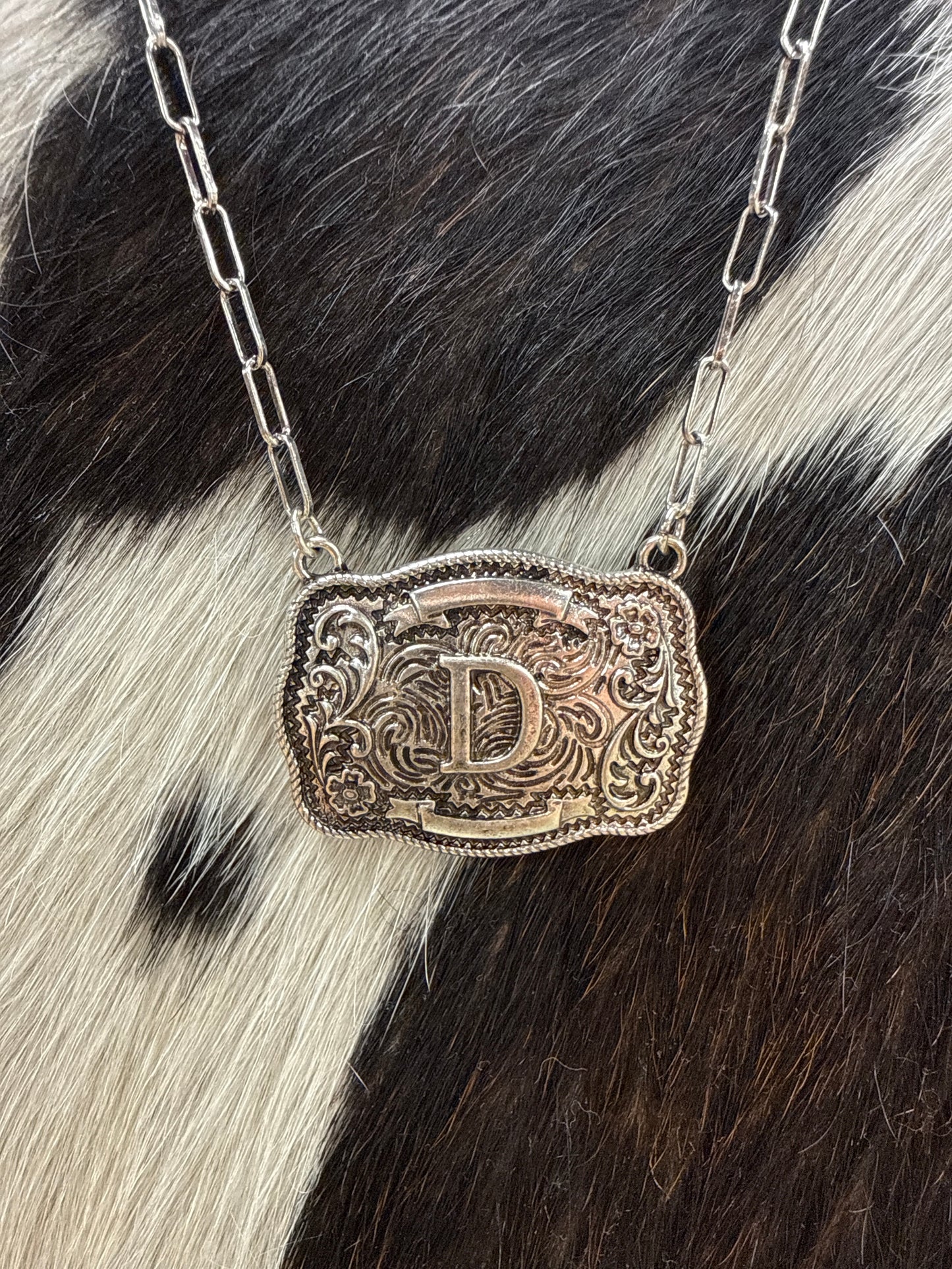 Initial Buckle Style Necklace Tipi