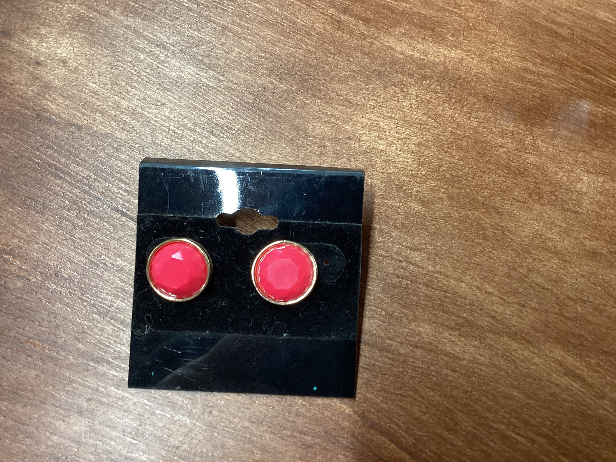 Rose orange earring stud with gold trim