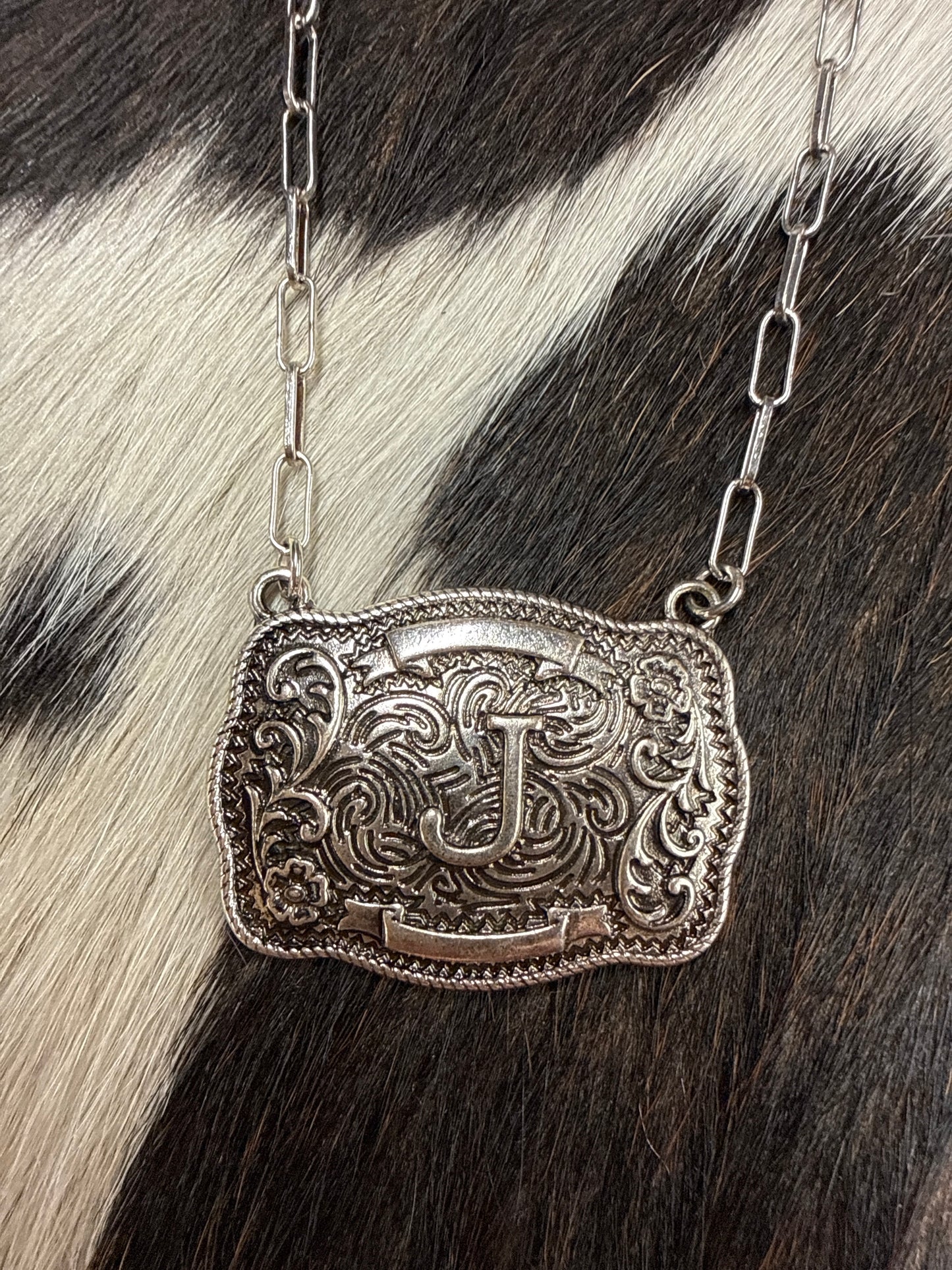 Initial Buckle Style Necklace Tipi