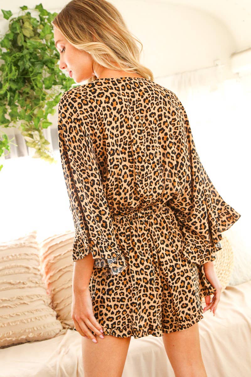 Leopard V-Neckline Button Detail Fashionable Romper LV