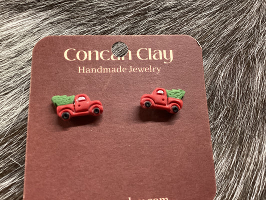 Christmas Truck Concan Clay stud earrings