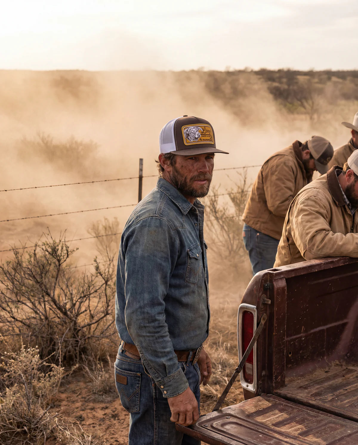 LAZY J RANCH DUST STORM CLASSIC ROPE TRUCKER HAT