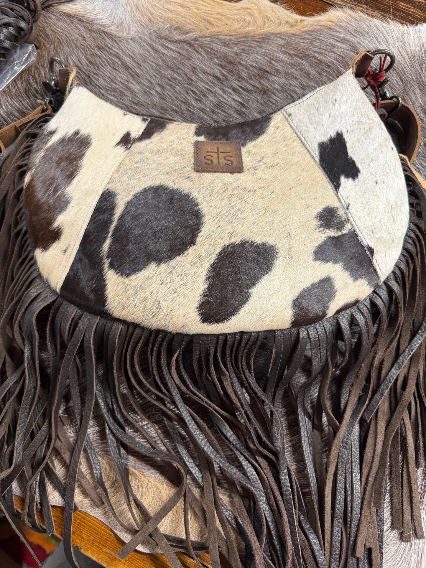 Cowhide Nelly Fringe Crossbody Purse STS Ranchwear 35942