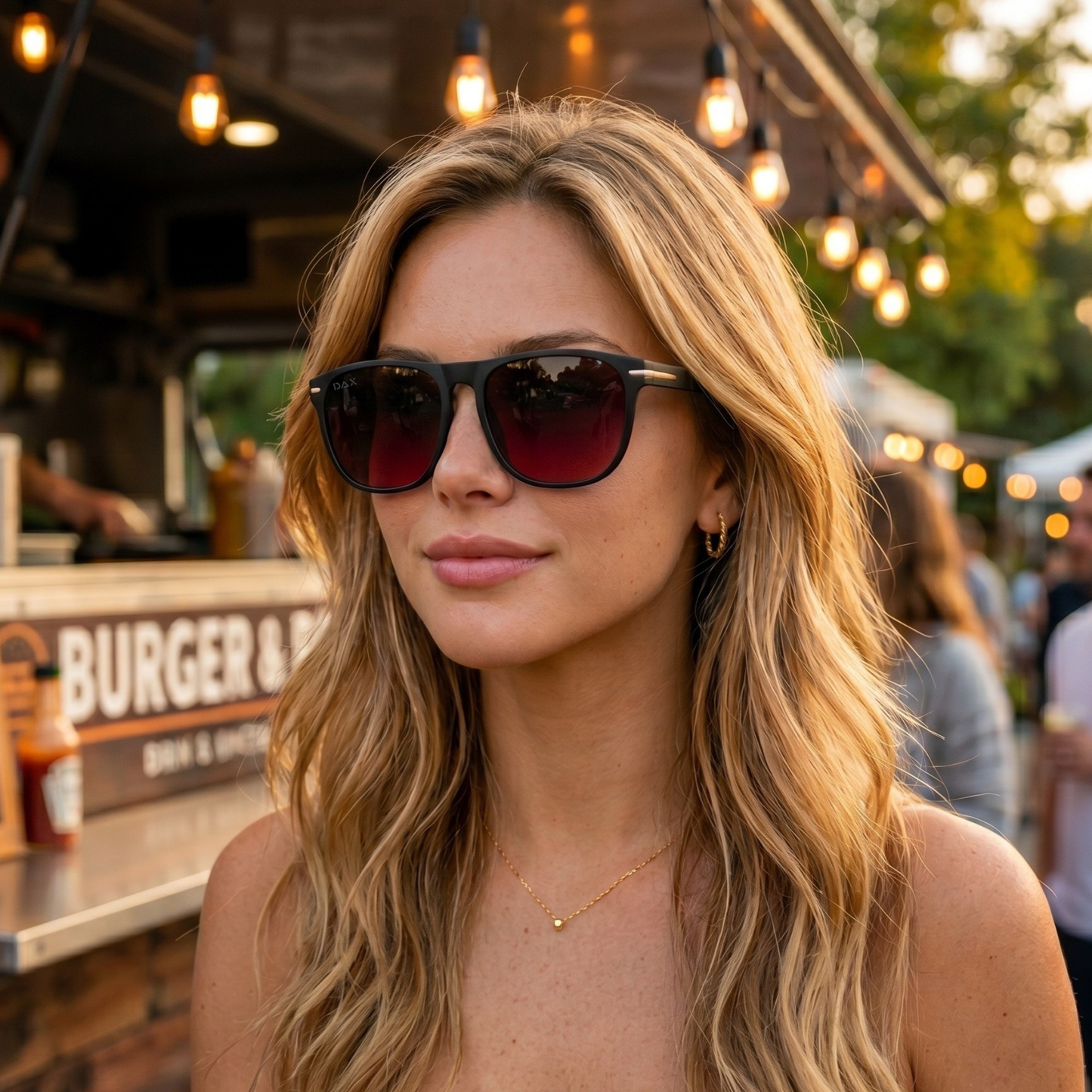 Jax - Women's Small/ Medium Square Sunglasses: Smokeshow Fl Dax