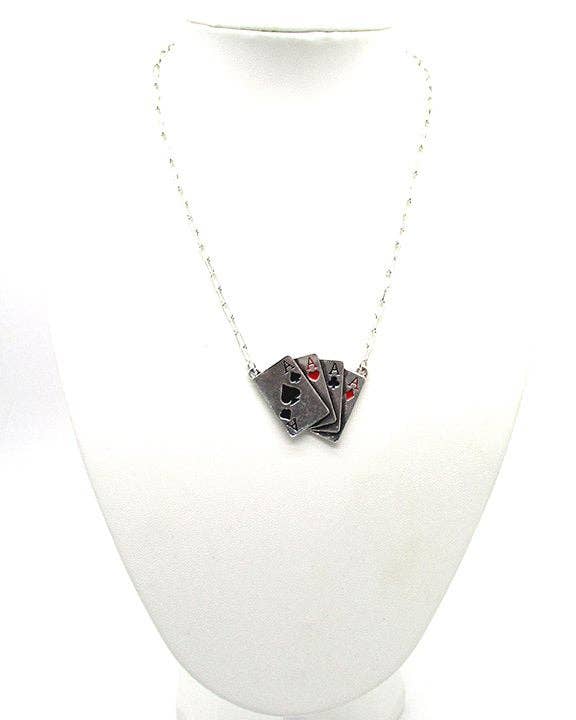 FOUR OF ACES NECKLACE  TIPI Snowing