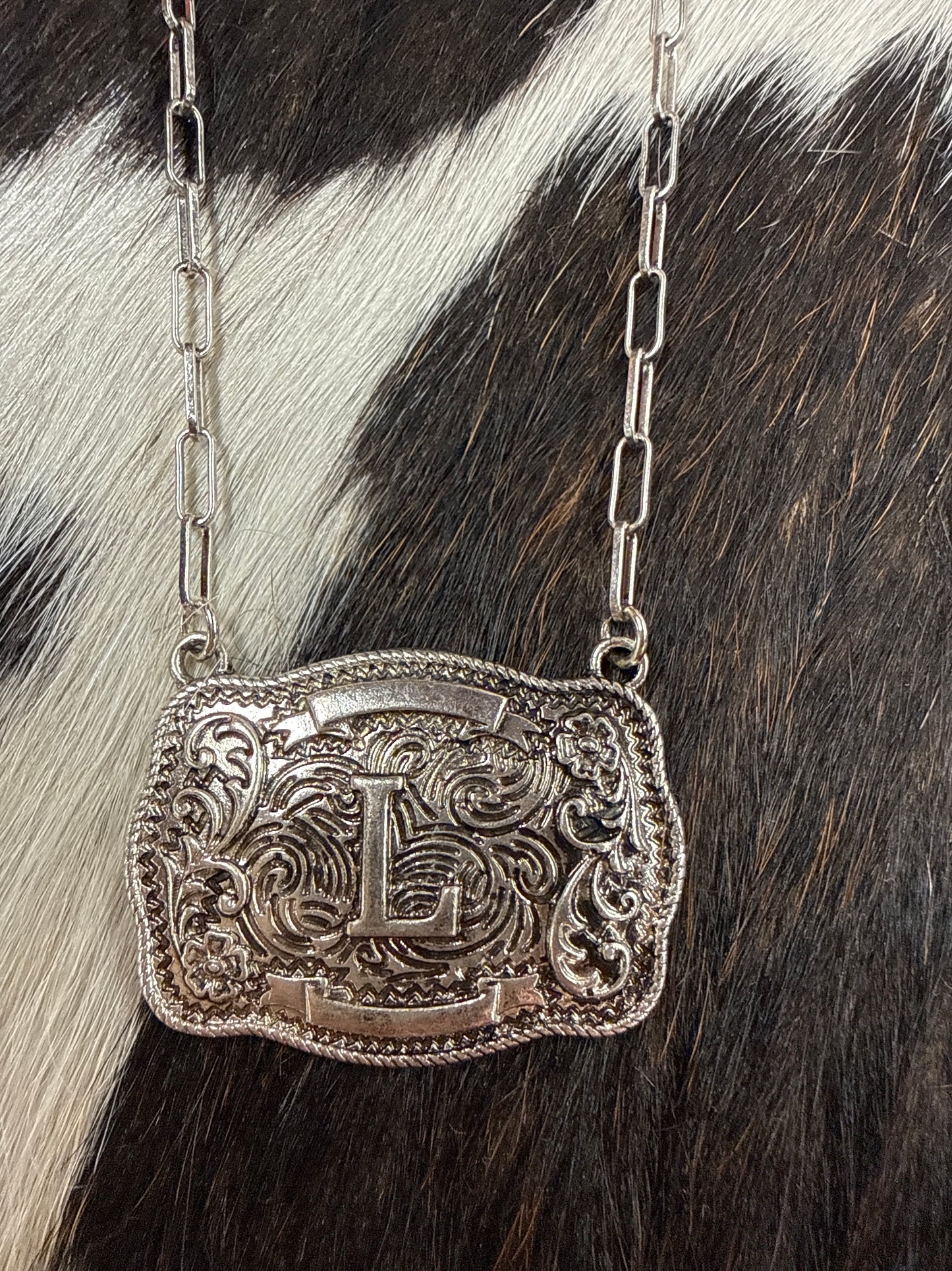 Initial Buckle Style Necklace Tipi