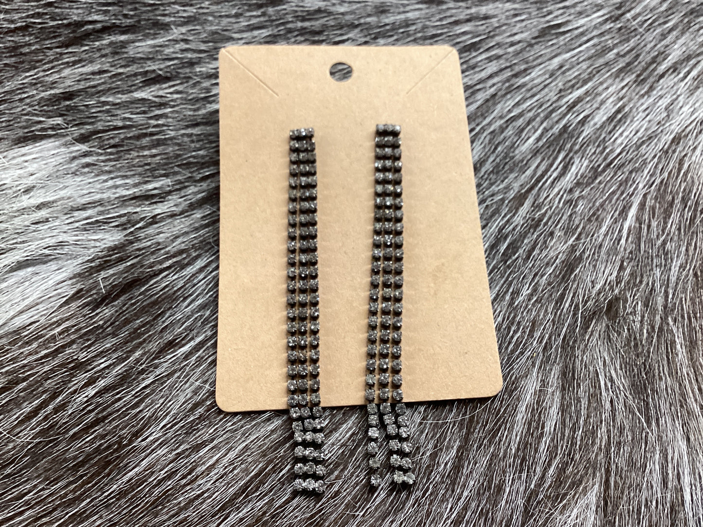 Dangle rhinestone earrings
