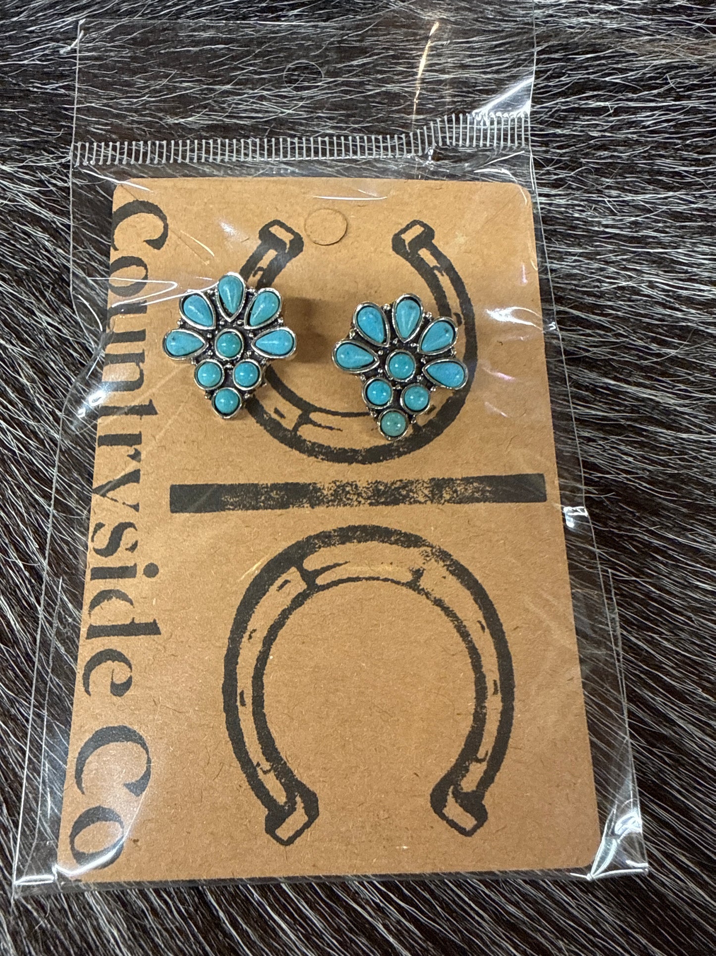 Turquoise cluster Earrings