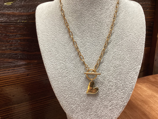 Gold Chain Necklace W/Heart
