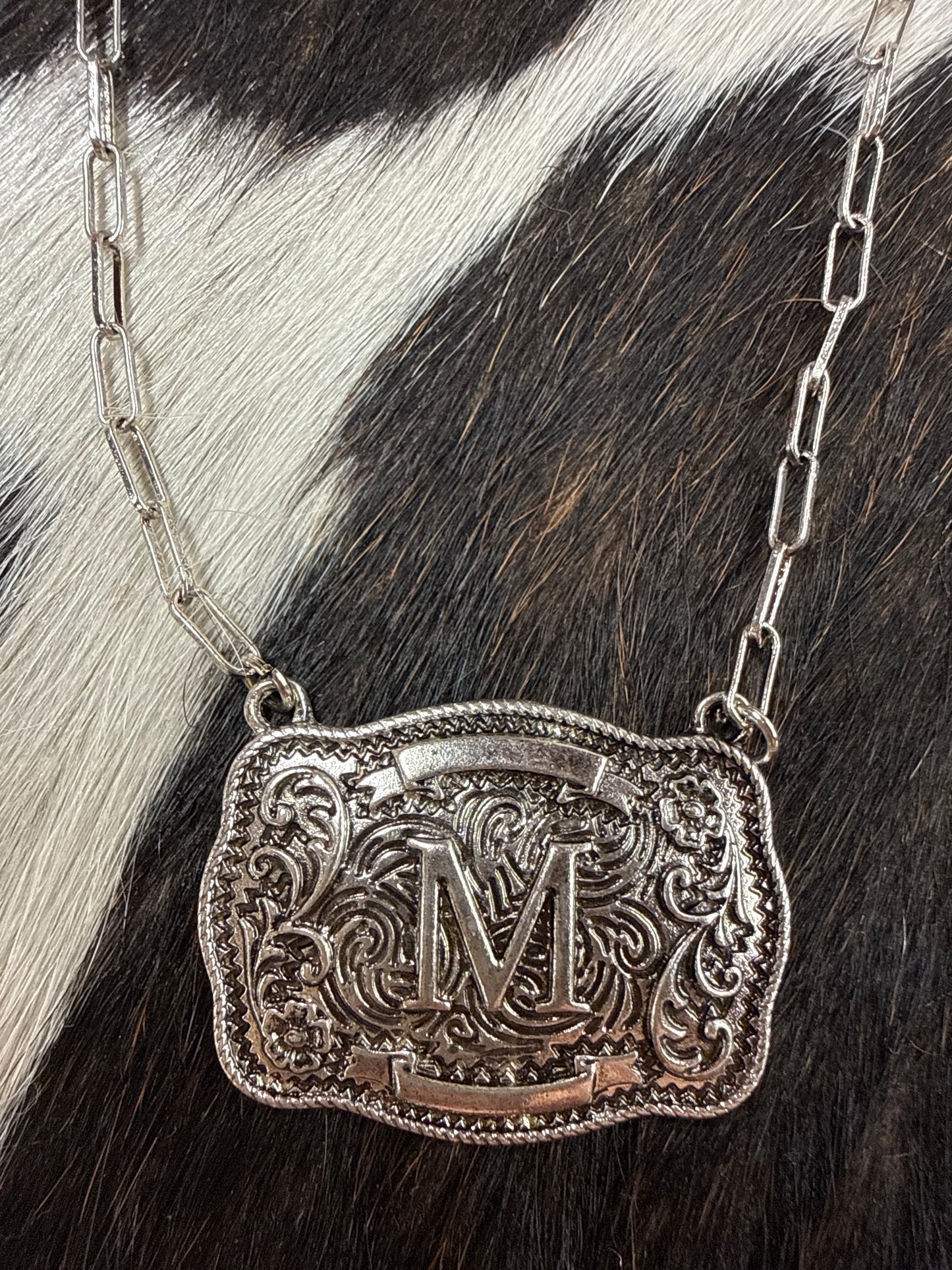 Initial Buckle Style Necklace Tipi