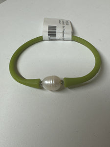 CANVAS - Bali Freshwater Pearl Silicone Bracelet - apple green