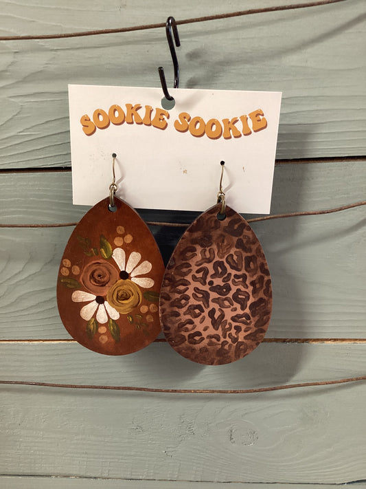 Sookie Sookie Large Wooden Flower Leopard Combo Earrings