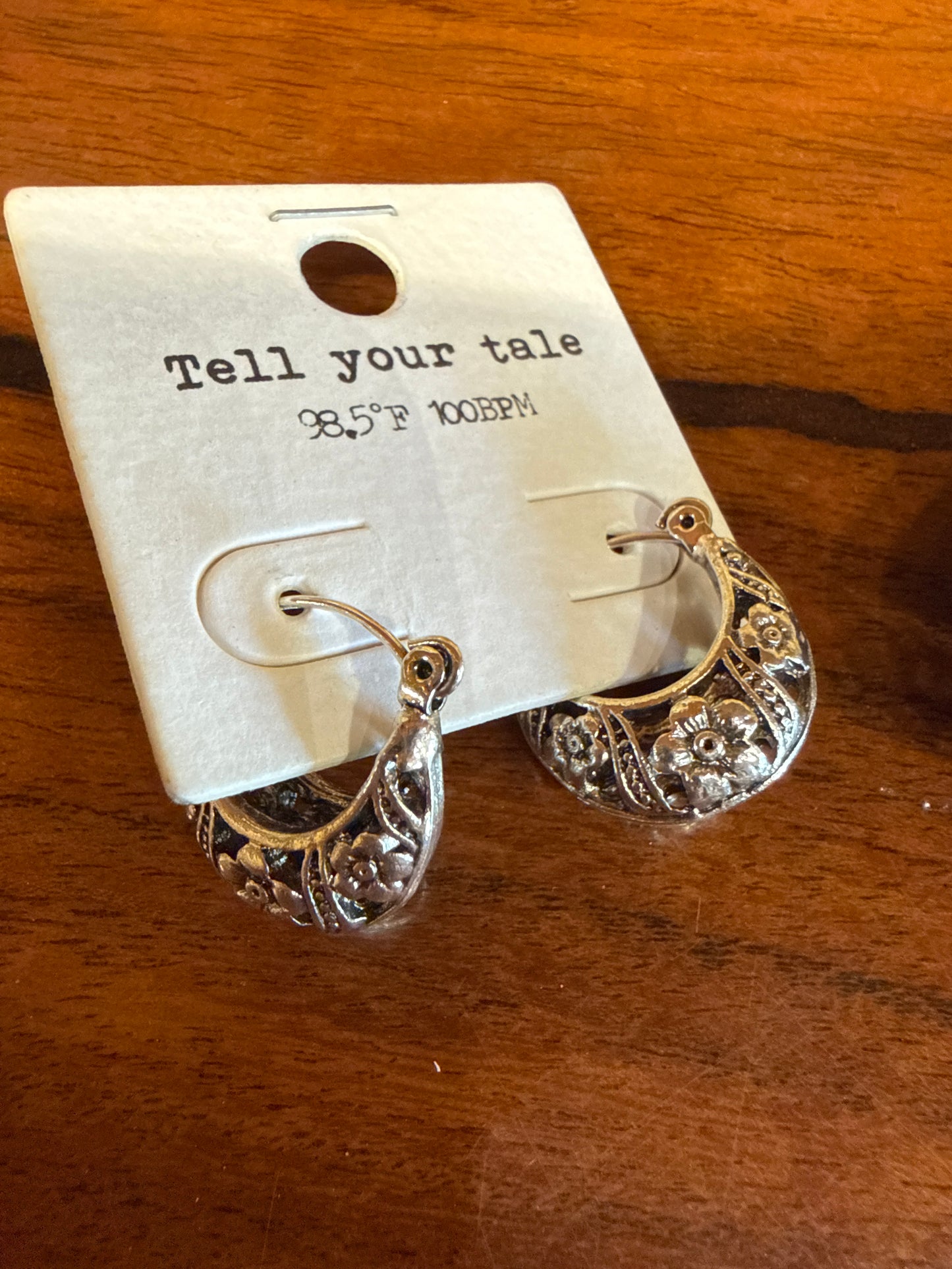 Silver Tone Bucket Belly Floral Earrings