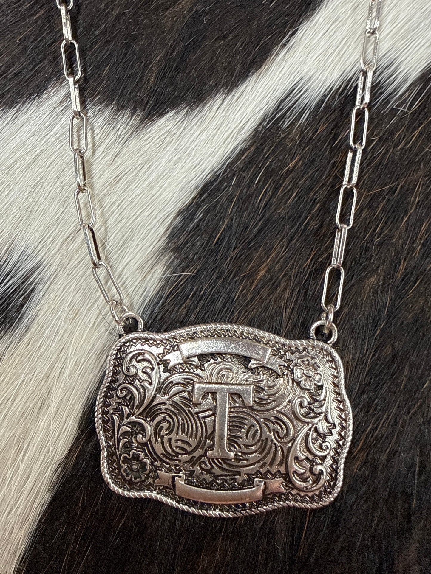 Initial Buckle Style Necklace Tipi