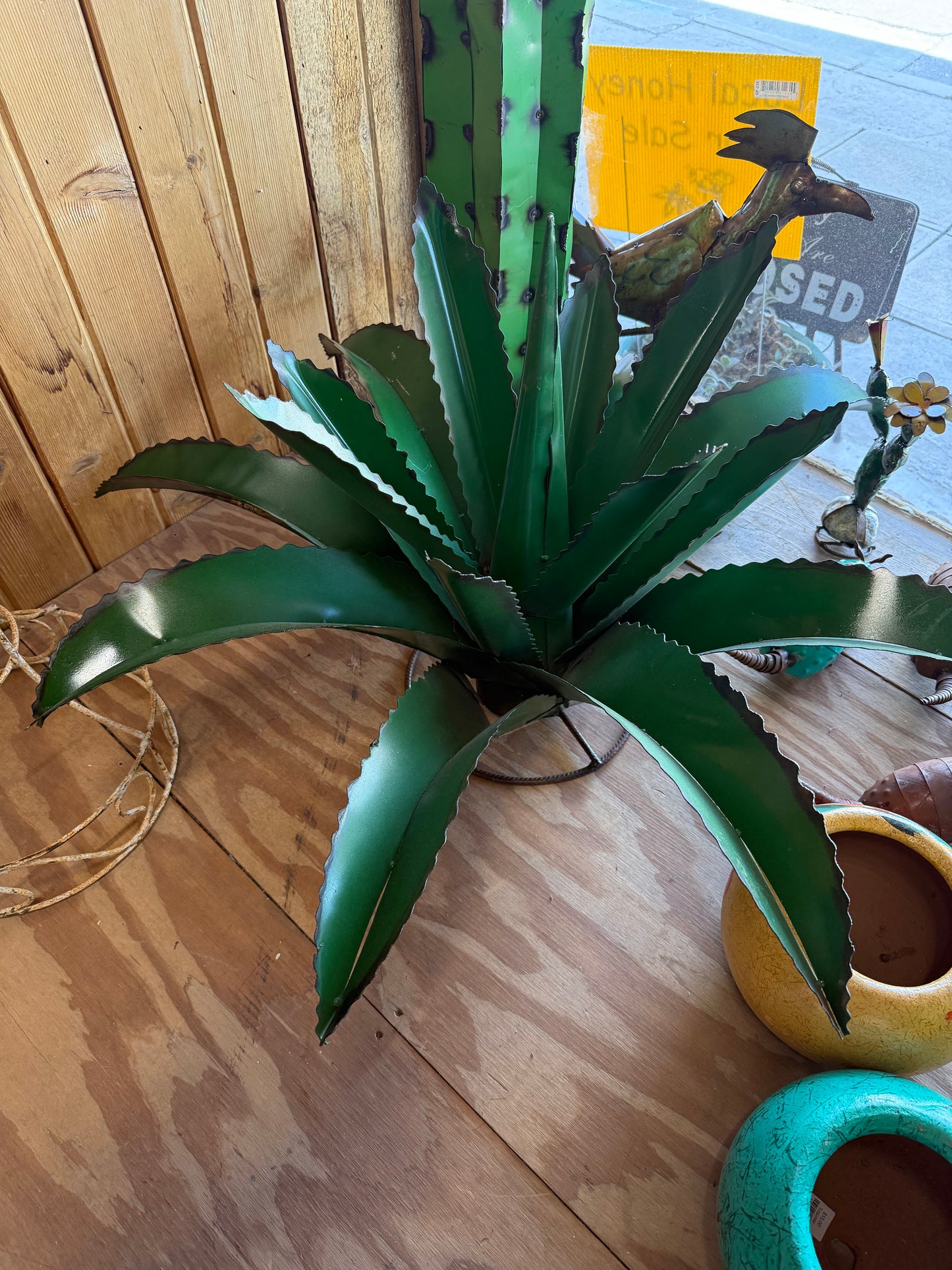 Metal Agave decor