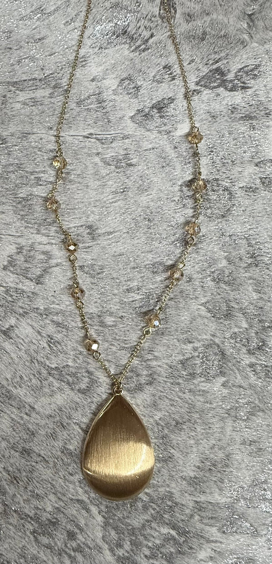 Teardrop necklace