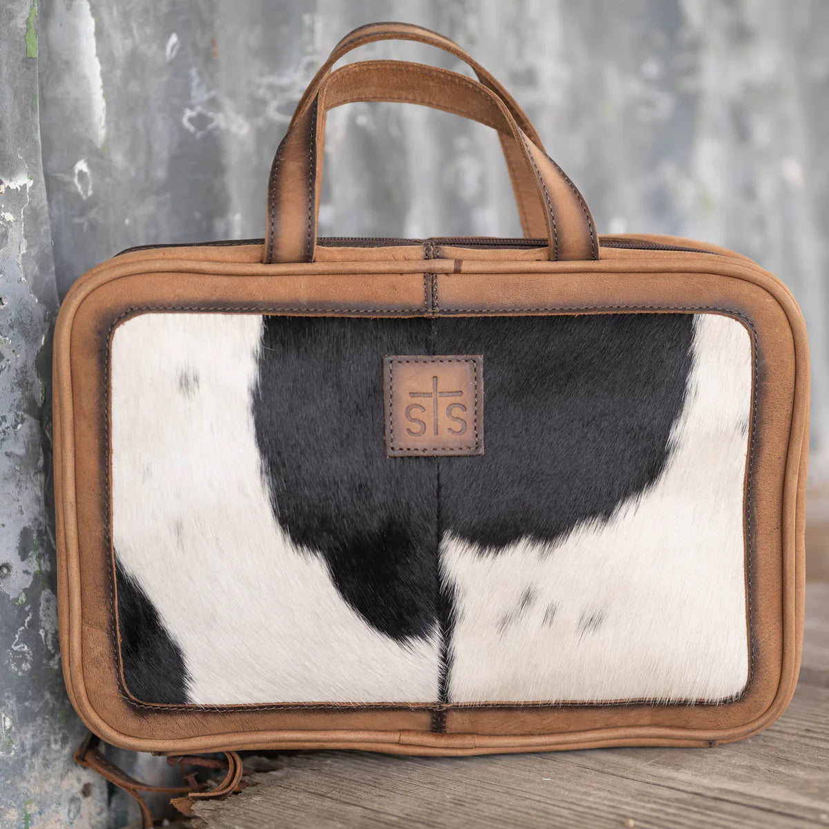 Cowhide Toiletry Bag STS32835 STS Ranchwear