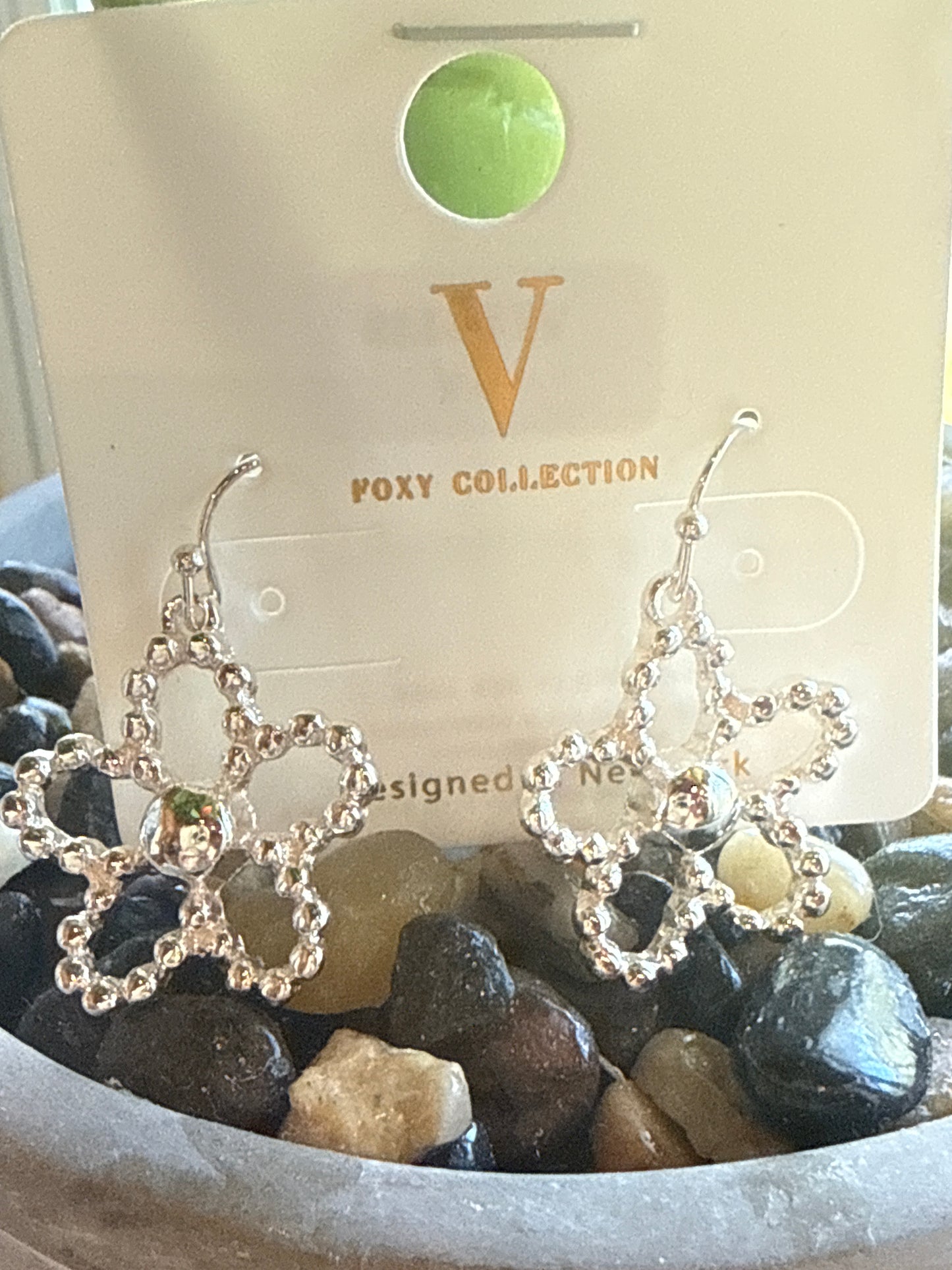 Metal Flower V Foxy Earrings
