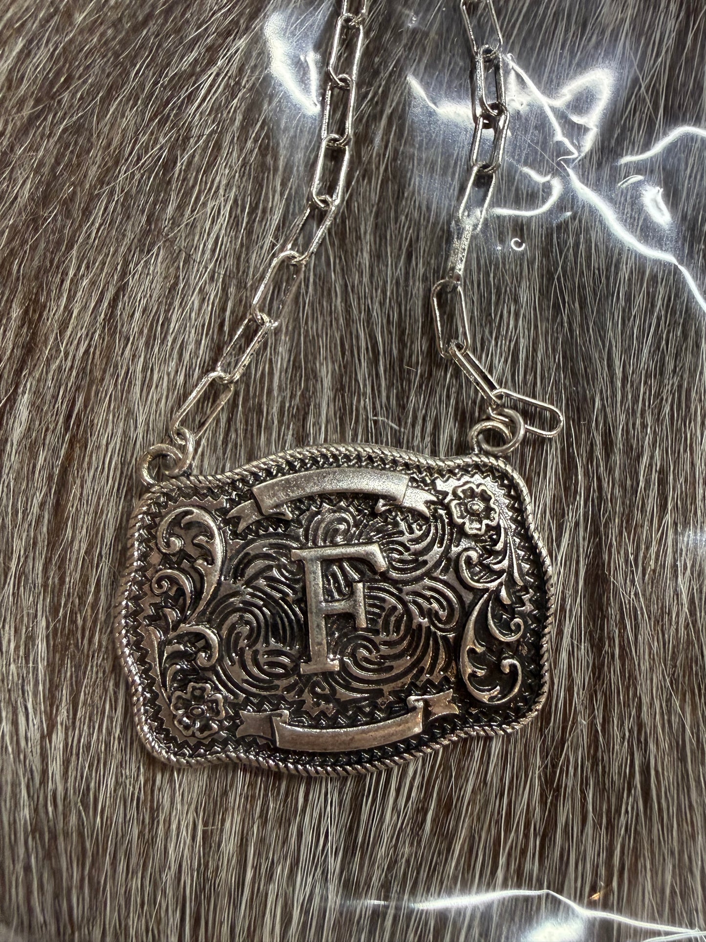 Initial Buckle Style Necklace Tipi