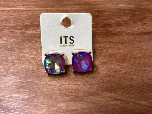 IT’S Sense square purple earrings