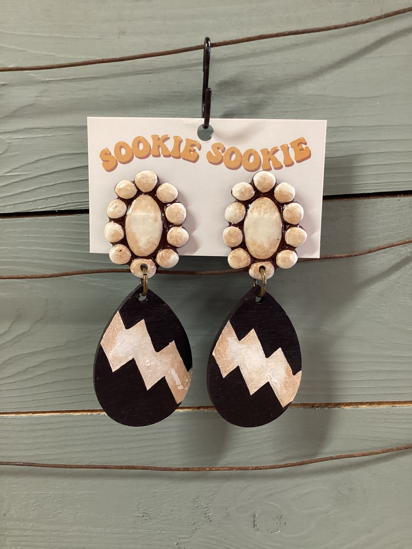 Sookie Sookie Concho with Oval Dangle