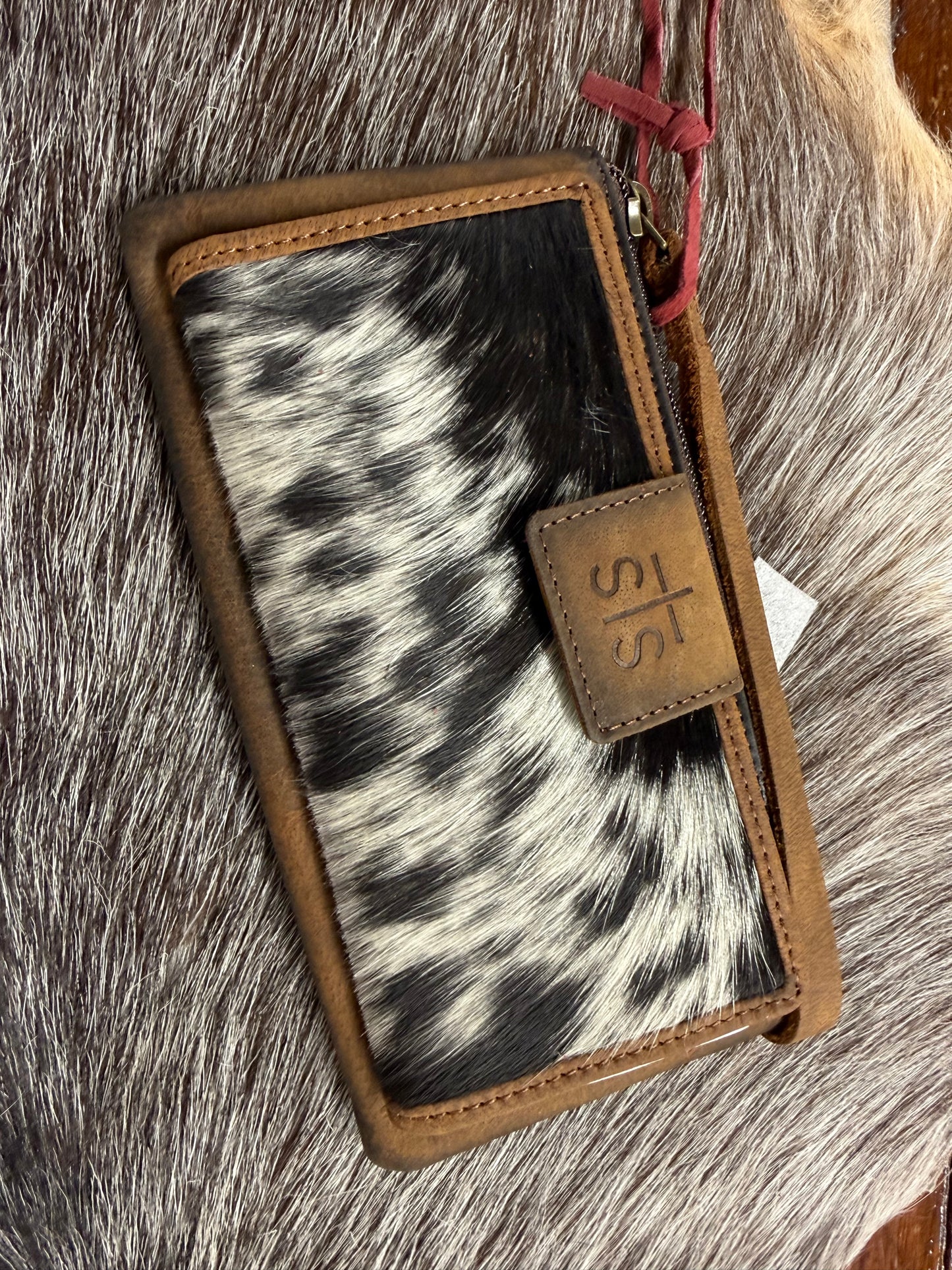 Cowhide Haley Wallet STS Ranchwear 61776