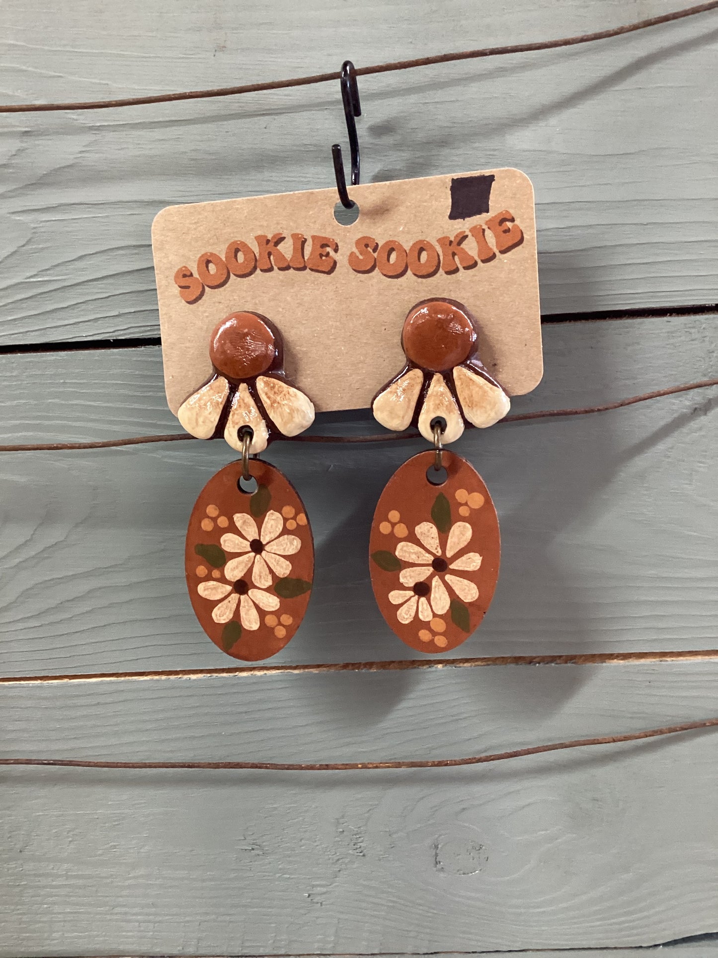 Sookie Sookie Daisy Dangle Earrings