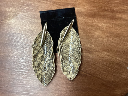 Faux snakeskin feather earrings