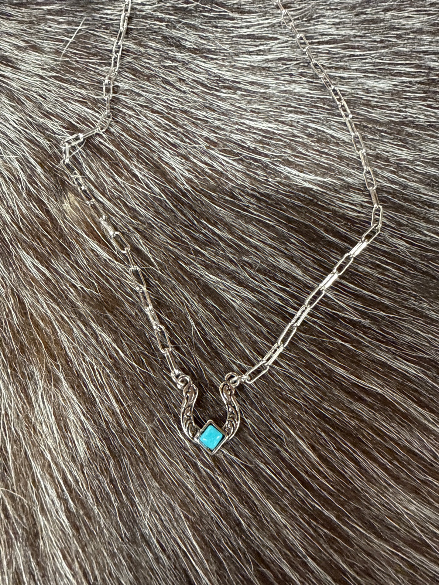 Horseshoe TIPI Necklace