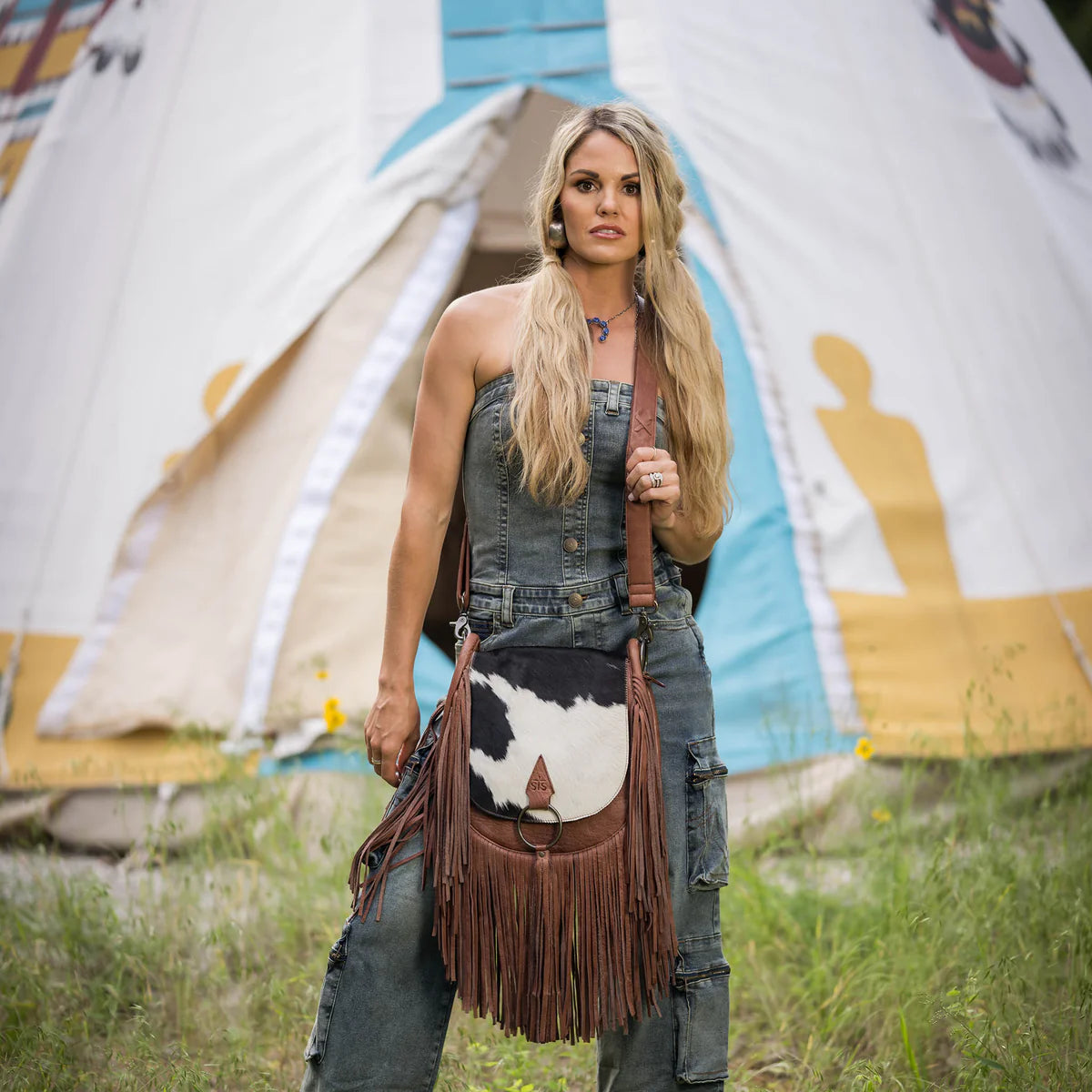 Indie Cowhide Saddlebag STS Ranchwear 35273