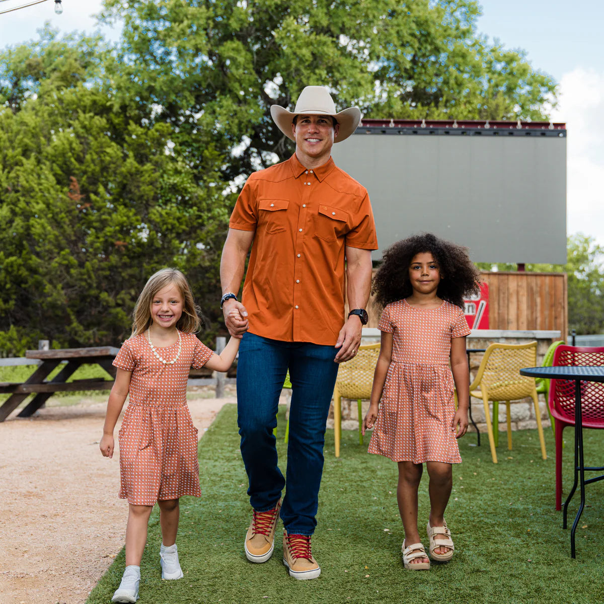 Orange Burlebo Performance
Western Shirt With Pearl Snaps
Short Sleeve