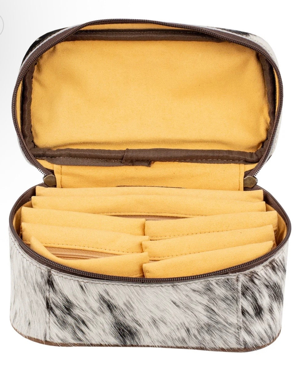 Cowhide Jewelry Organizer STS Ranchwear STS35944