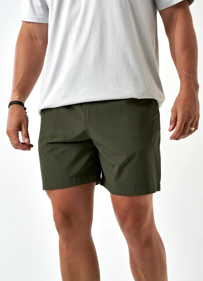 Mallard Green Everyday Shorts With Ducks And Dogs Pocket 7” Burlebo