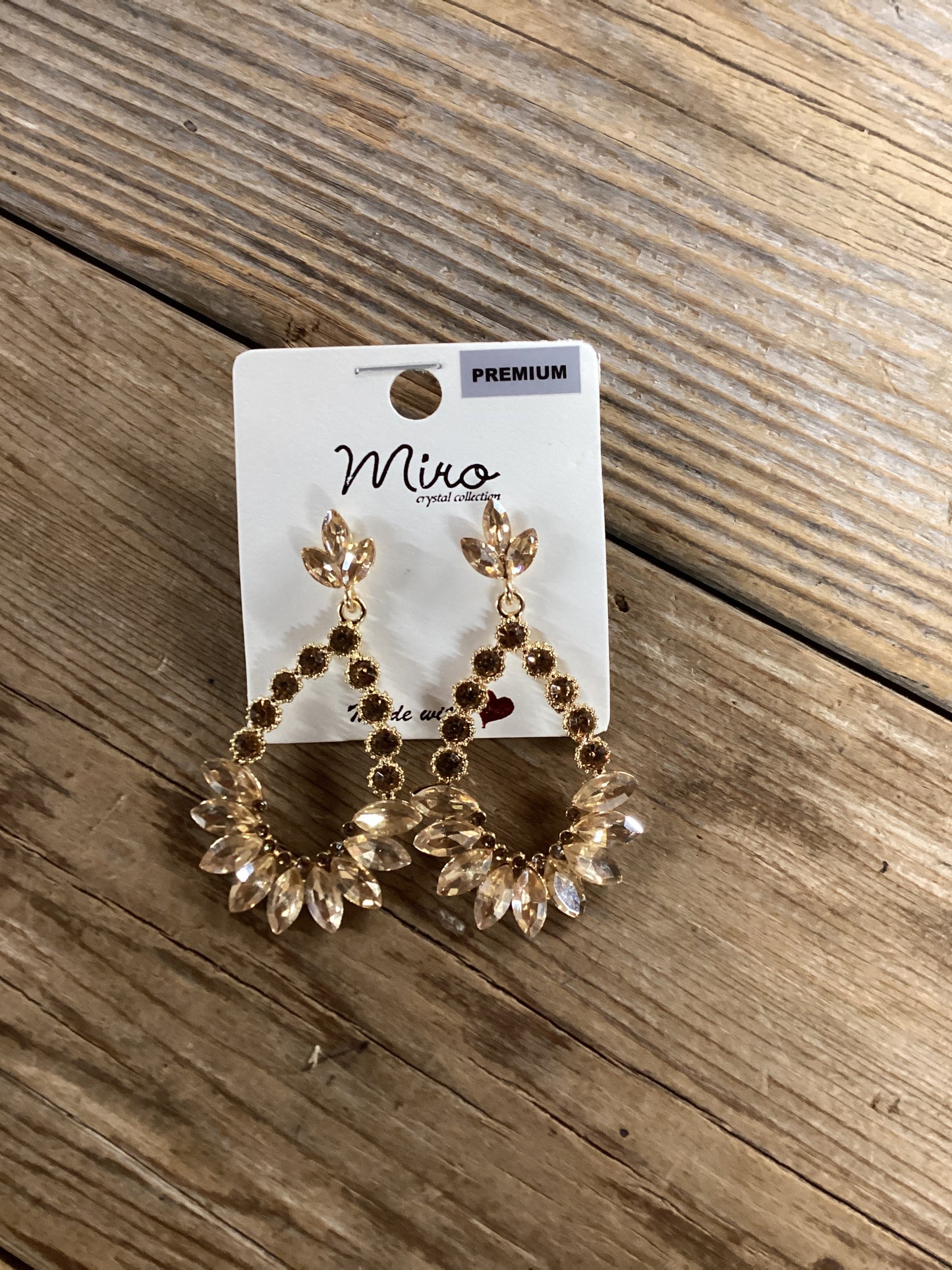 Miko gold oval leafcutter earrings