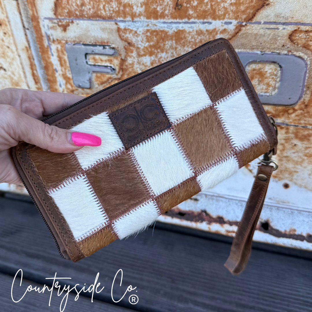 Checkered Cowhide Womens Wallet Wristlet Trendy: Black Or Brown Texas Western Cowhide