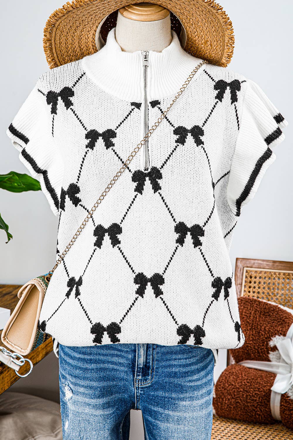 Fashion-W Preppy Vibes Bow Print Zipped Collar Sweater Tee: White with Black Bows Fashionw