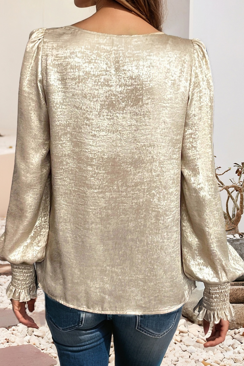 Metallic Round Neck Smocked Long Sleeve Blouse｜LDC