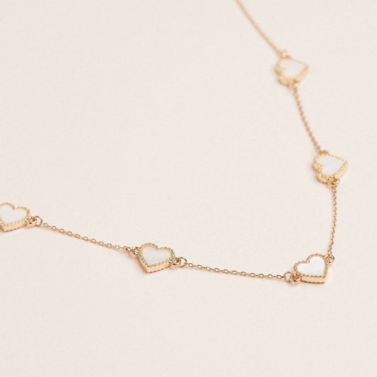 Heart Shaped Station Necklaces Gold Chain Jewelry: White / Black / or Red Frem