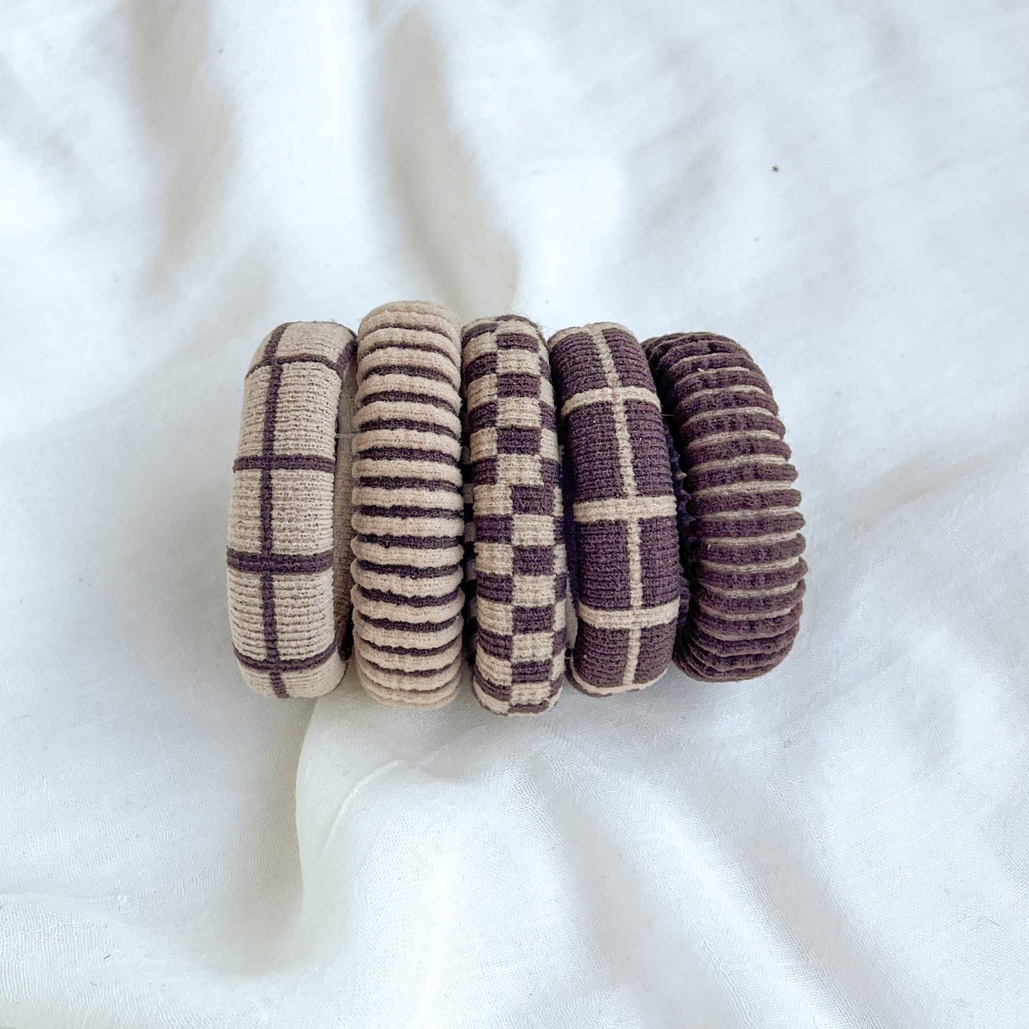 Checkered/Plaid/Stripes Seamless Hair Ties (Set of 5)