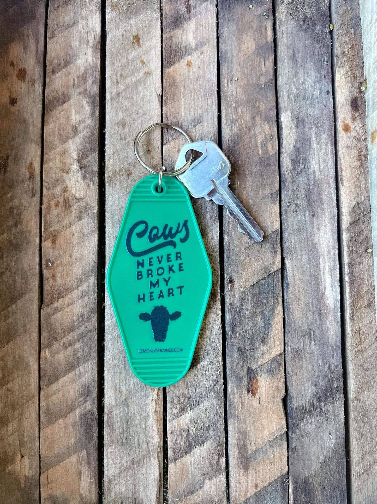 COWS NEVER BROKE MY HEART - Keychain