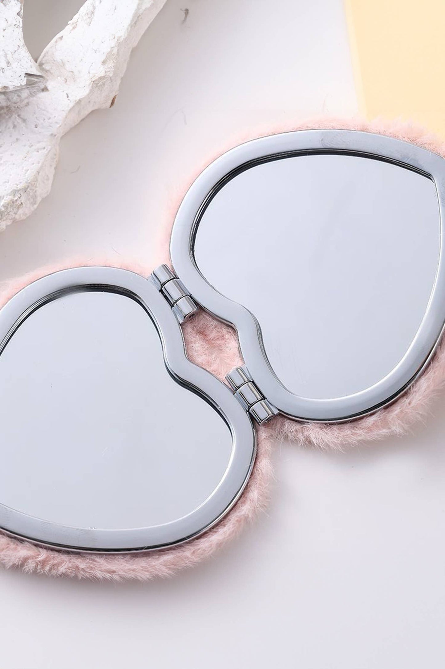 66Heart Shape Double Sides Fluffy Cute Mini Cosmetic Mirror : Purple / ONE SIZE