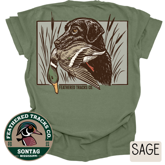 Black Lab with Duck T Shirt FeatherTrack