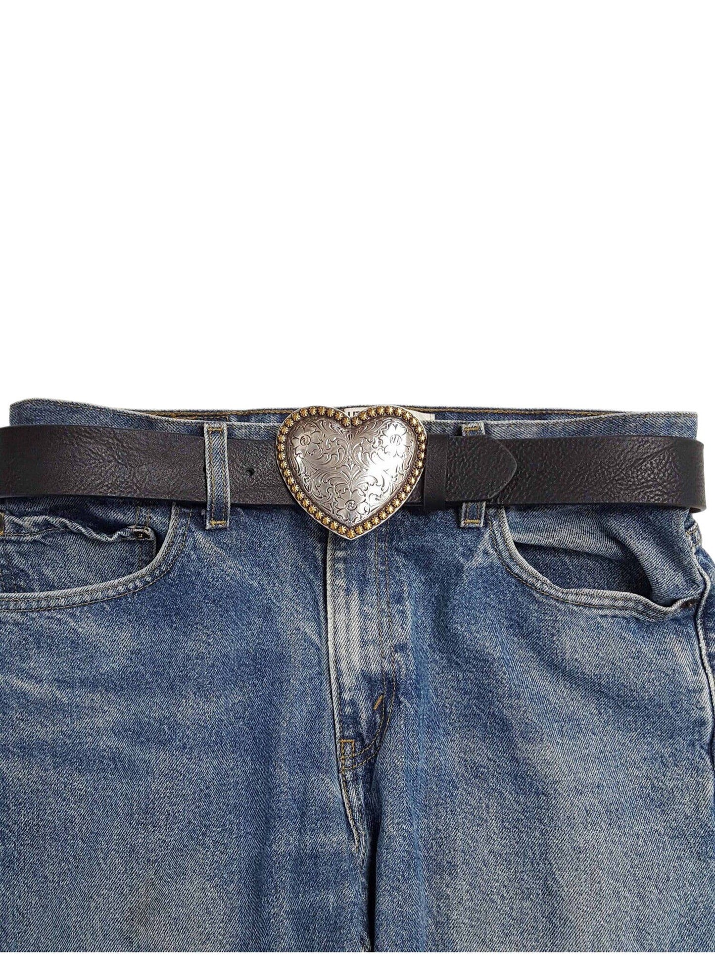 Buckle: Western Statement Heart Buckle Axesoria